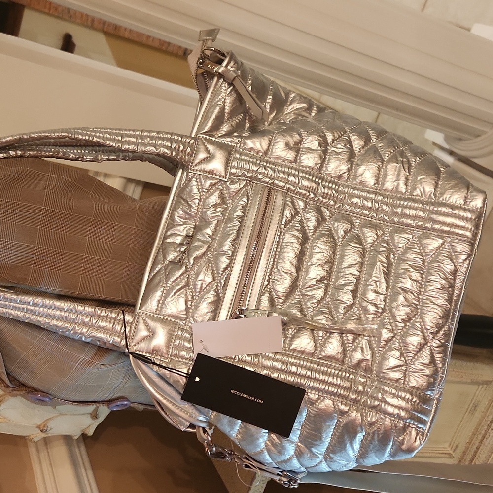 Nicole Miller Silver Quilted Women's Tote Bag Fancy Weekender Shoulder Bag - Picture 15 of 16